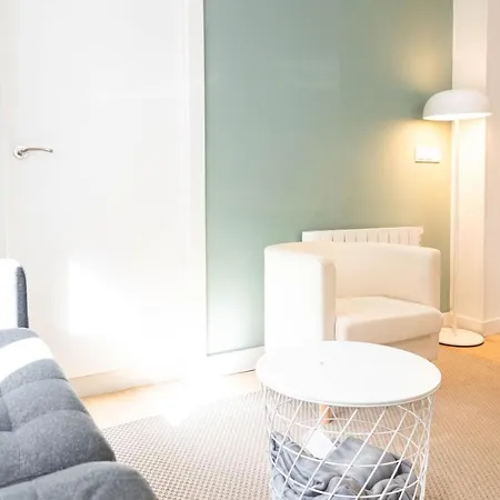 Διαμέρισμα Bobes I