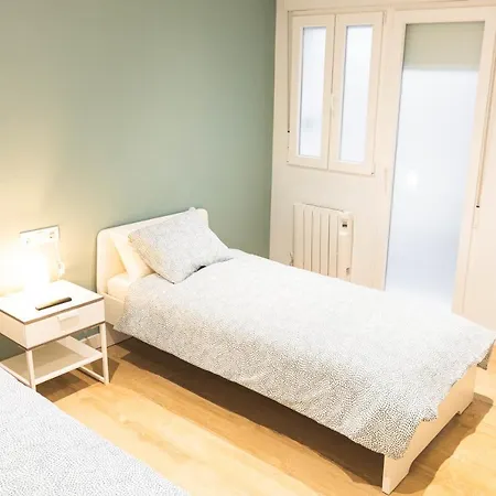 Bobes I Διαμέρισμα Χιχόν