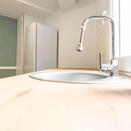 Bobes I * Χιχόν