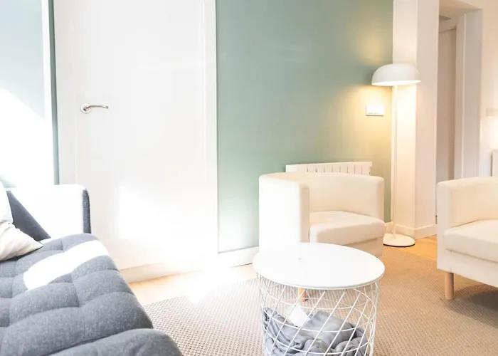 Διαμέρισμα Bobes I